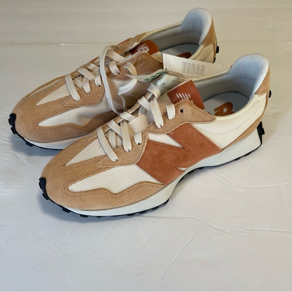 New Balance Sneakers 327 men MS327WC Size 9.5 New With Tags Macadamia - Picture 11 of 13